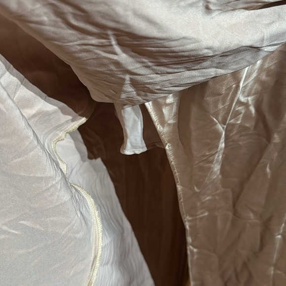 Hello Molly Ivory Dress - Picture 4 of 4